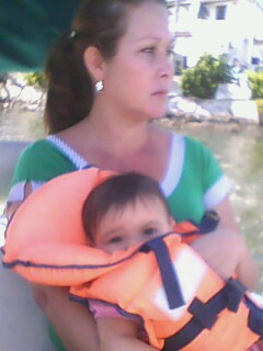 Navegant pels Canals D'Ampuriabrava